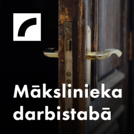 Mākslinieka darbistabā